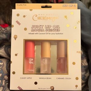 Max Makeup Cherimoya Juicy Lip Oil Set -Candy Apple, Vanilla Bean, Caramel Crush